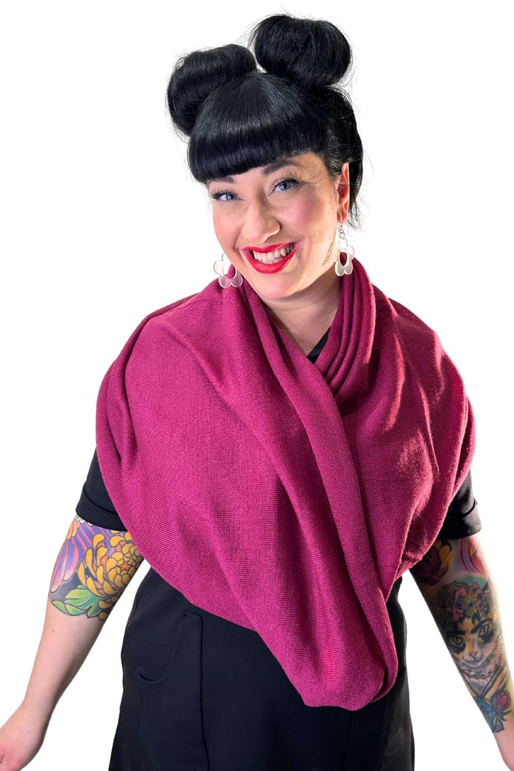 Slätstickad tubsjal Cerise