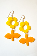 Cissi och Selma Earrings Blom Citron/Solros - Yellow and orange flower