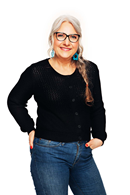 Cissi och Selma Sigrid kofta Kol - Svart stickad kofta i ekologisk bomull