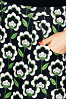 Sonja kjol Retroblom svart | blommig kjol