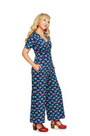 Cissi och Selma Britta byxdress Midsommardans Blå | blommig jumpsuit i ekologisk bomull