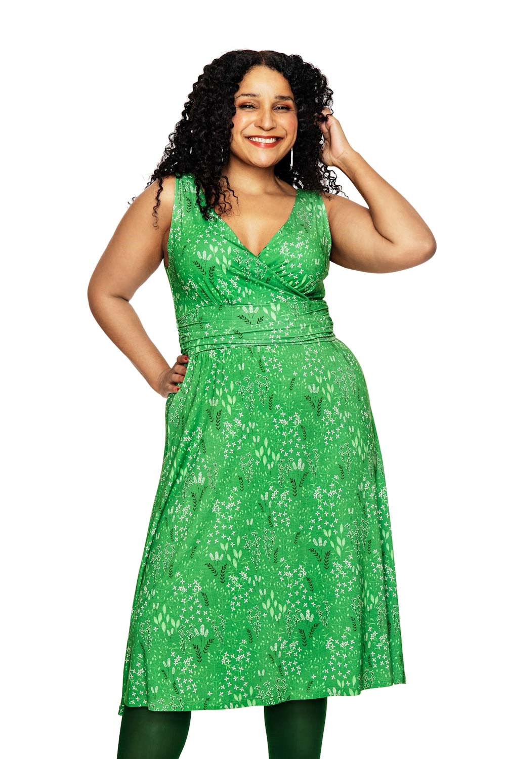 Cissi och Selma Anna midi dress Ängsblom Green | floral summer dress