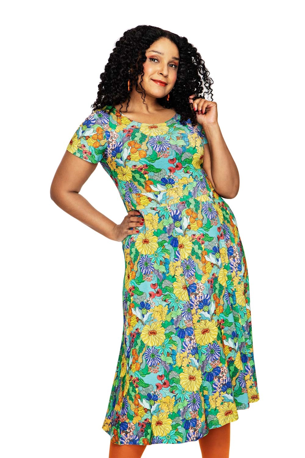 Cissi och Selma Hedvig dress Illusion Färgglad | yellow floral summer dress