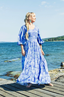 Cissi och Selma Greta dress Sjögräs - Blue graphic print maxi dress in Lyocell
