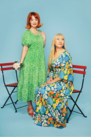 Cissi och Selma Greta dress Blomklasar | Blue flower print maxi dress in Lyocell