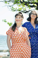 Cissi och Selma Jessica top Spaljé Orange - floral print wrap top in viscose