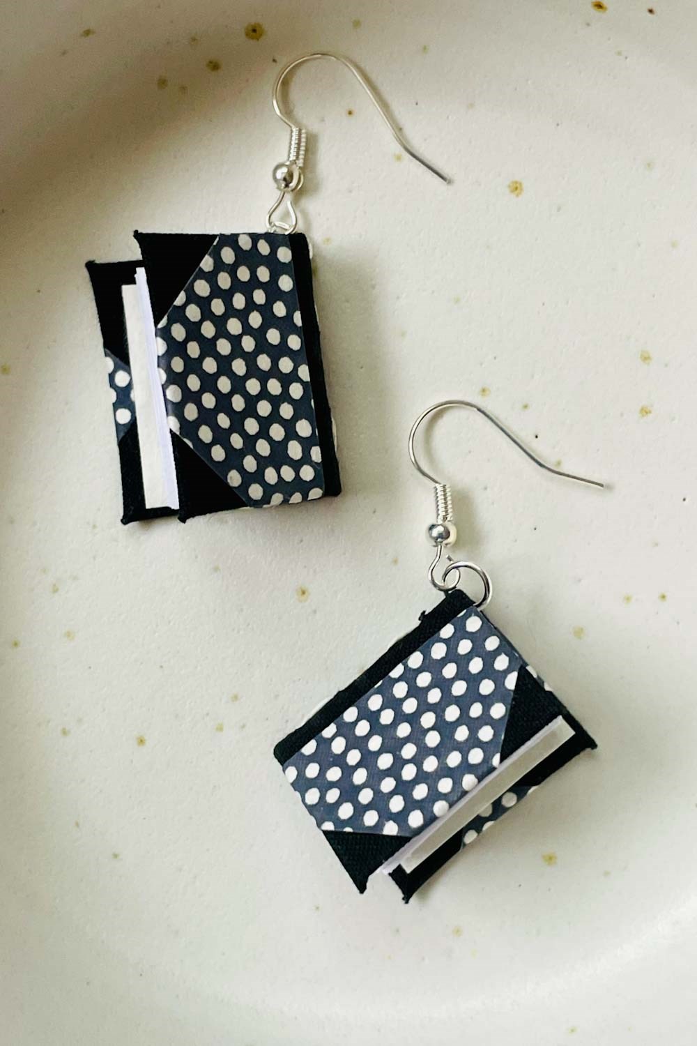Bookie Earrings Black dotted - miniature books
