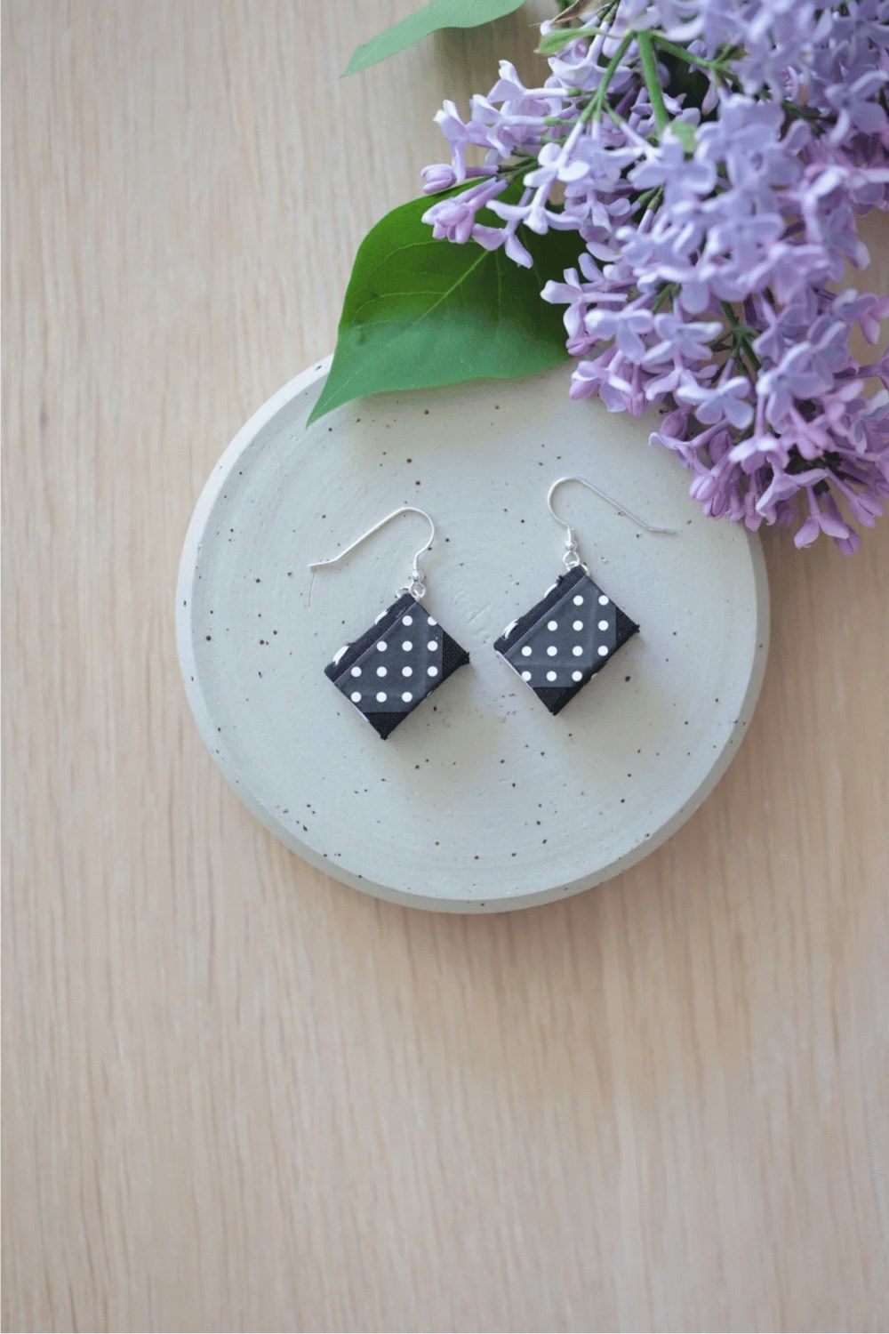 Bookie Earrings Polkadot black&white - miniature book