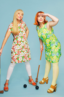 Cissi och Selma Elna dress Humlesurr Korall