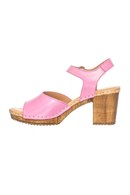 Amelia Pink clog. Rosa träsko med klack i skinn, öppen tå och ankel-rem