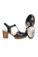 Amelia black clog. Svart träsko med klack i skinn, t-strap