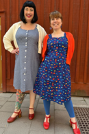 Cissi och Selma Maja klänning diamant - sleeveless summerdress with graphic print and buttons at the front