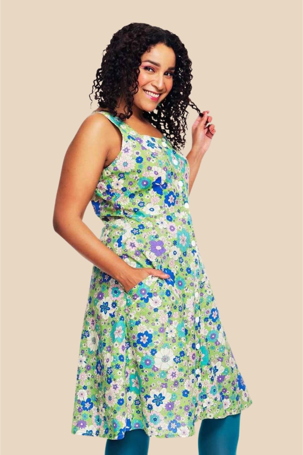Cissi och Selma Maja dress Kreativ Grön - Green floral print dress with buttoned front