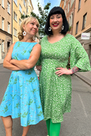 Cissi och Selma Gullan dress Plurr Grön | Empire-cut party dress with butterfly sleeves