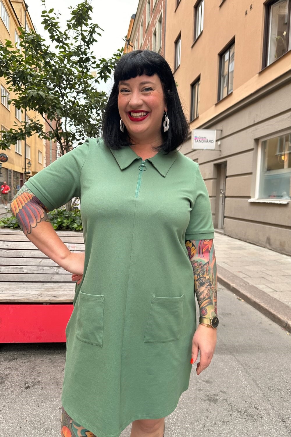 Cissi och Selma My klänning Jeans Salvia grön kort bomullsklänning 60-tal