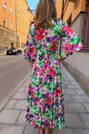 Cissi och Selma Greta dress Blomsterprakt - Floral print maxi dress in Lyocell