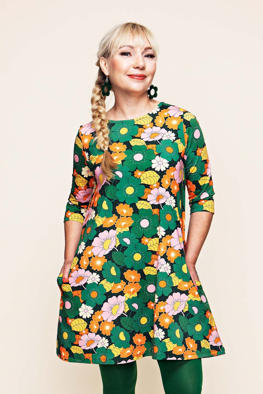 Cissi och Selma Anita tunic 1970 grönorange - green orange tunic in organic cotton jersey