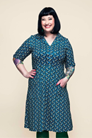 Cissi och Selma Monica dress Miniblom blåbär - blueberry blue shirt dress in organic cotton