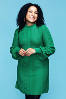 Cissi och Selma Svea dress Äng - Green cable knitted dress in organic cotton