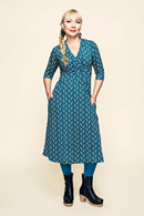 Cissi och Selma Vera dress Miniblom blåbär - blueberry blue wrap dress in organic cotton