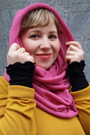 Slätstickad tubsjal rosa