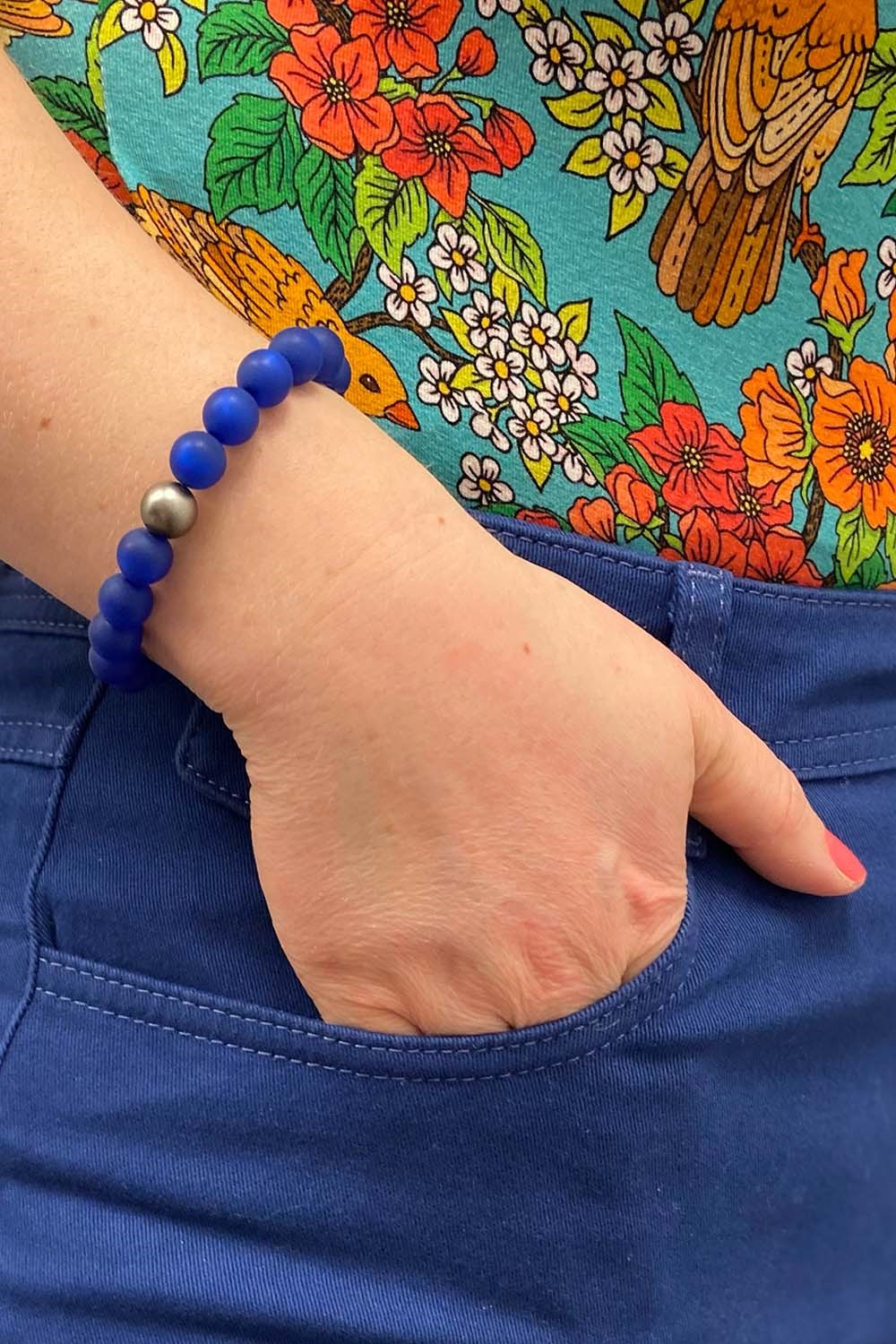 Marie smycken Armband med pärlor i kåda kobolt blå