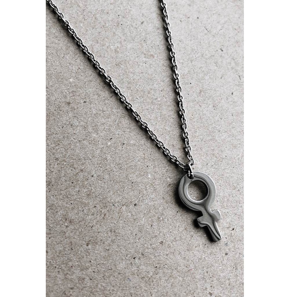 Halsband Femme stål - kvinna symbol