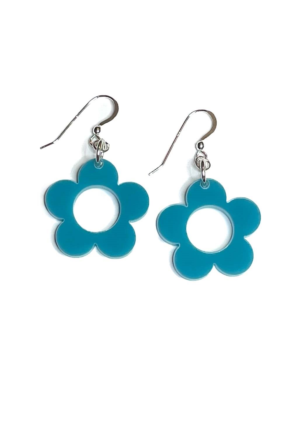 Cissi och Selma Earrings Frö Lagun - small flower retro earring in turquoise