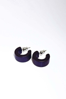 Marie smycken Earrings in resin half hoops 60s navy blue