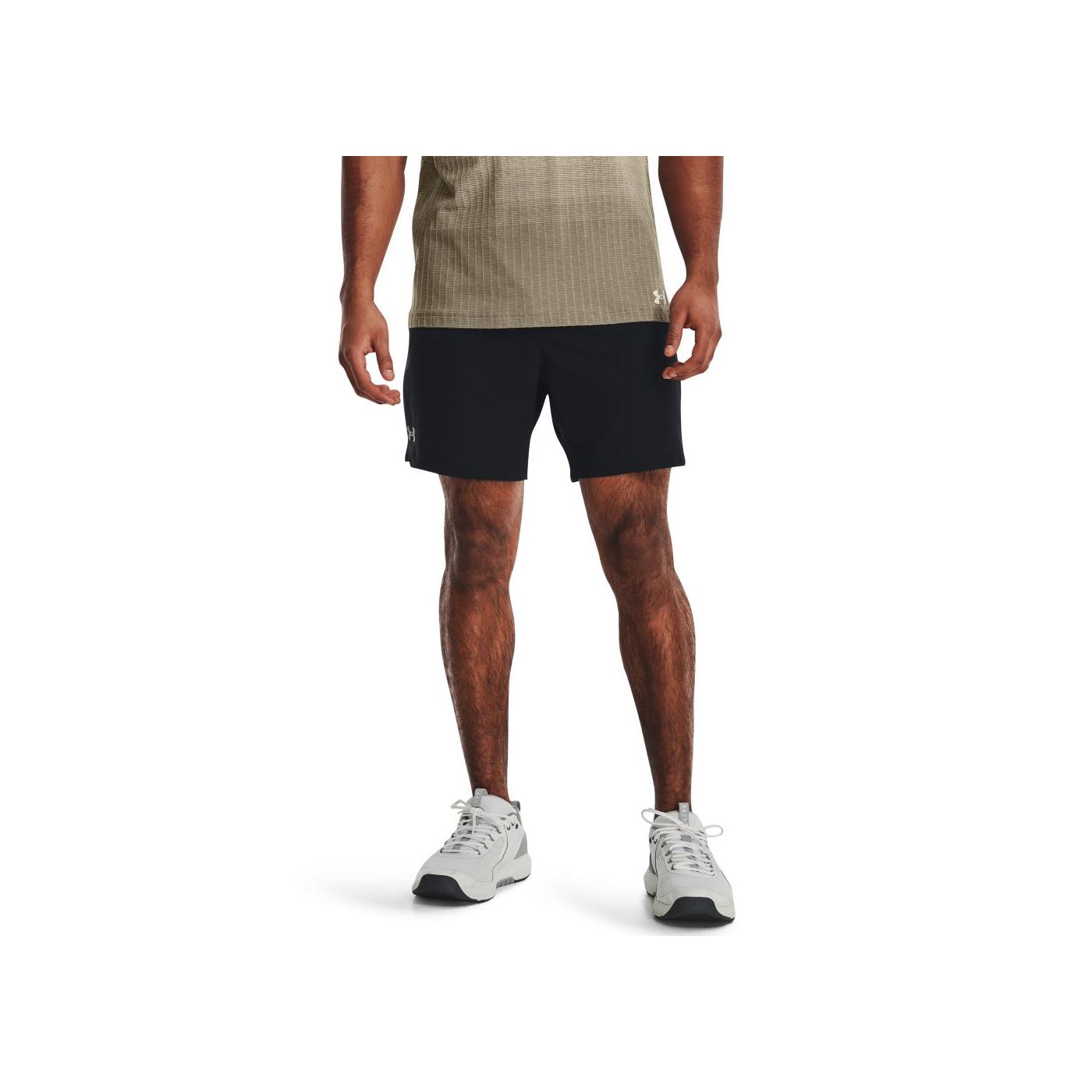 Under Armour Shorts Vanish Woven 6 in Shorts Black