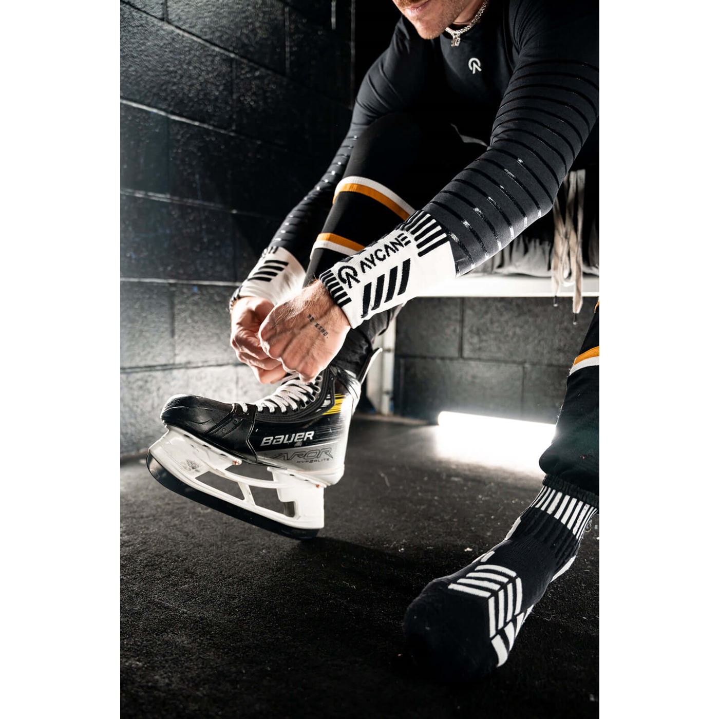 AYCANE Blade X Eishockey-Handgelenkschutz - Level 3 Schnittschutz & Atmungsaktiv