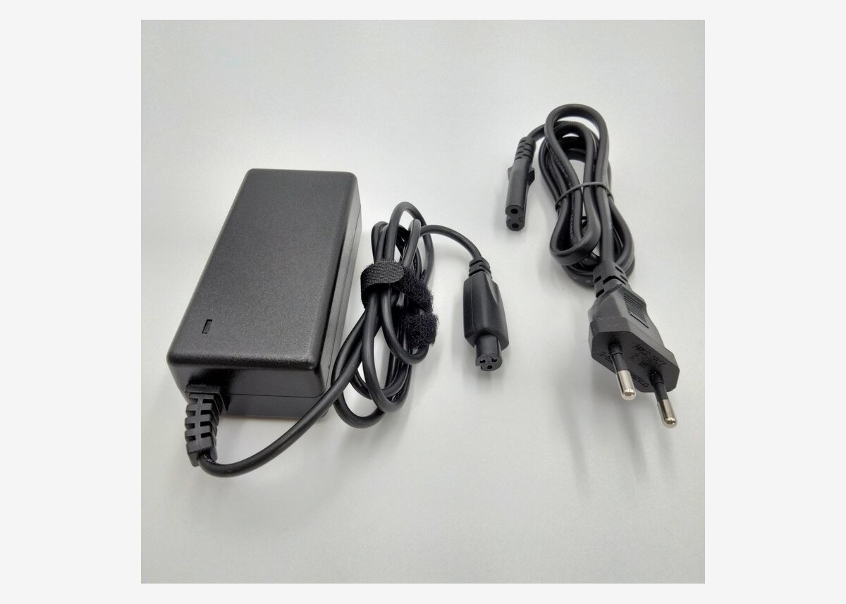 Lader 24V 1.2A bly MiniXLR (hunn)