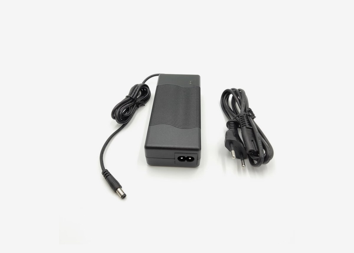 Lader 36V 1,5Ah litium - 5 mm støpsel