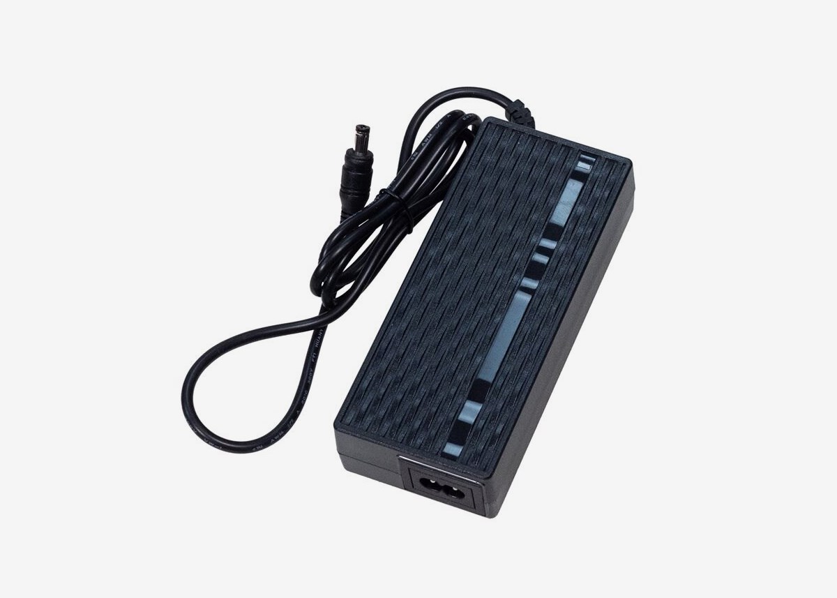 Dyu D3f - Laddare 36 2A Litium Batteri
