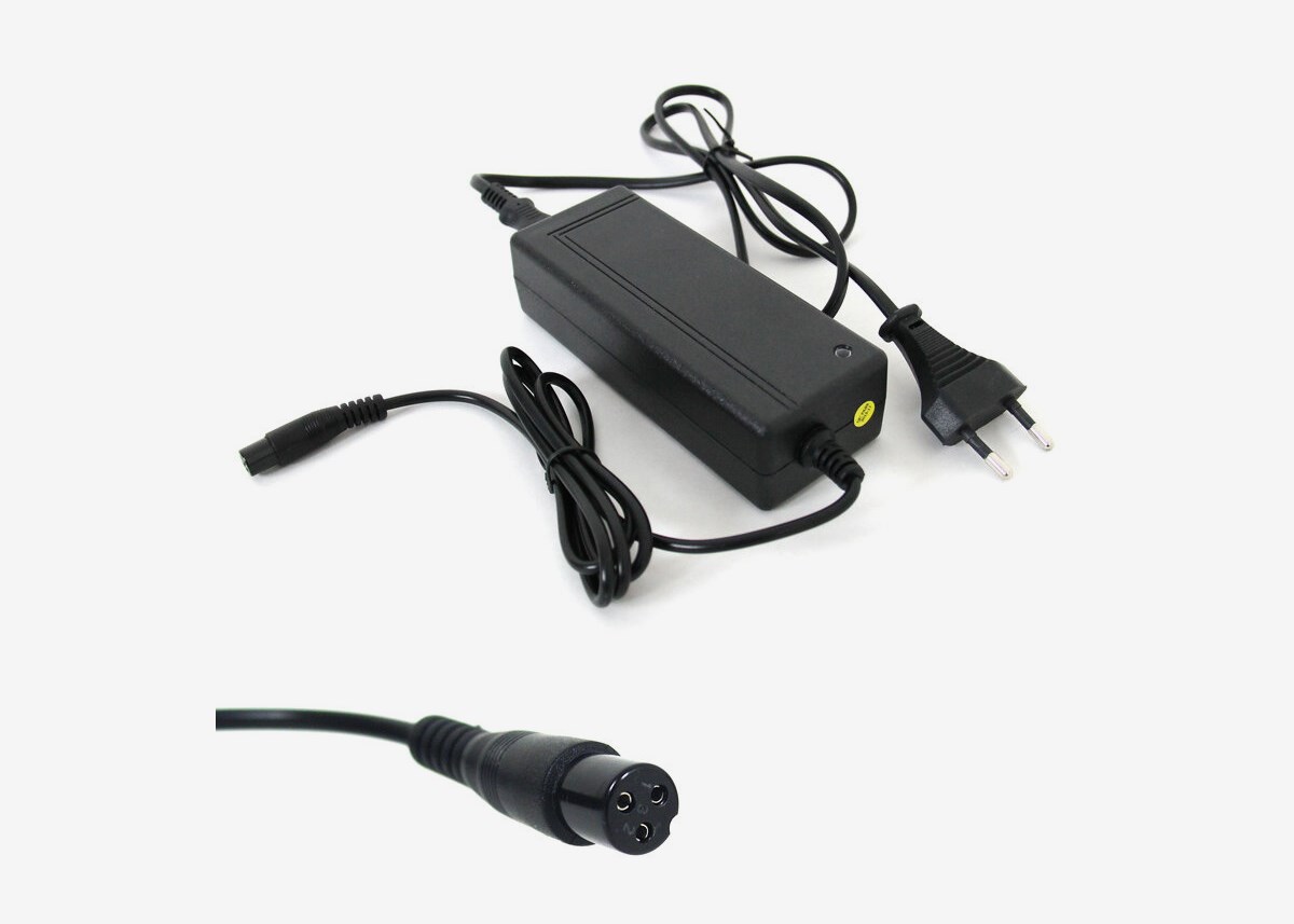 Laddare 36V till Hoverboard Airboard m. säkerhetsbrytare