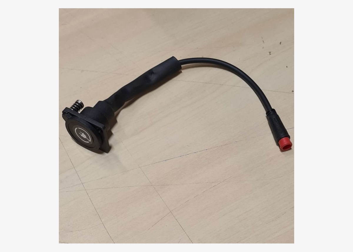 Laddningsingång till Velocifero Typ B