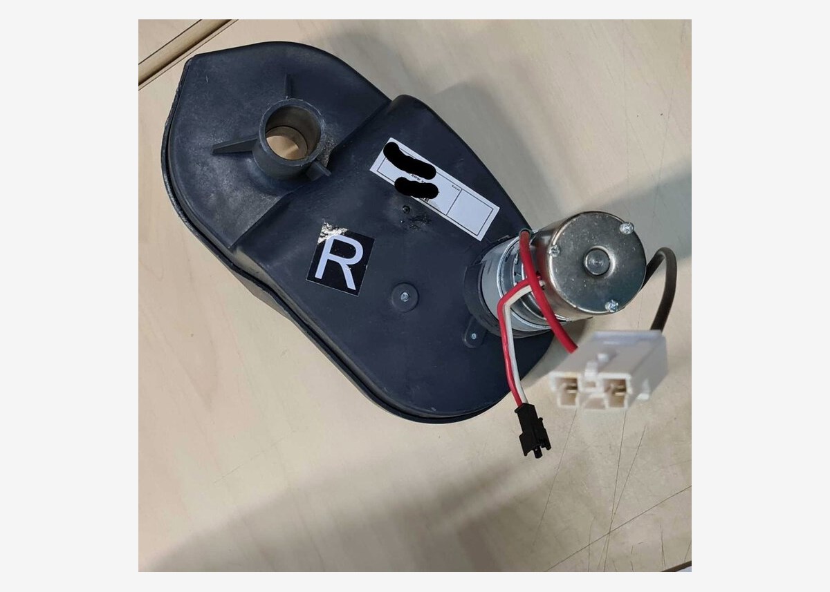 Motor til elbil BMW X6 - Høyre 2 connectors