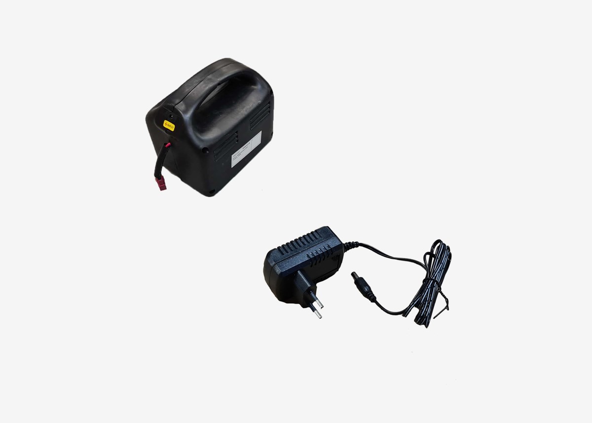 Set-Extrabatteri Och Laddare - Elbil Pickup