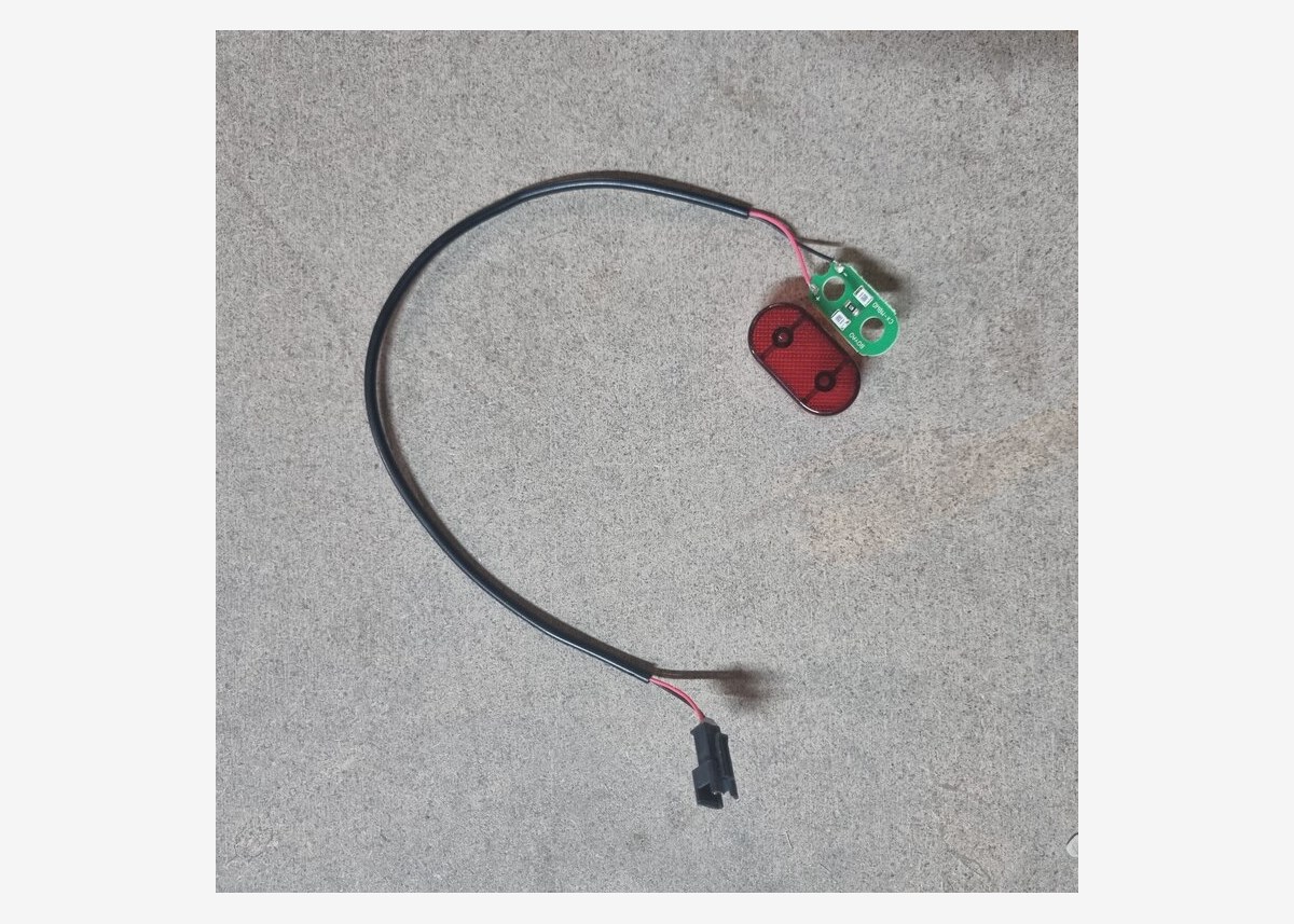 Nitrox M8 - Baklampa