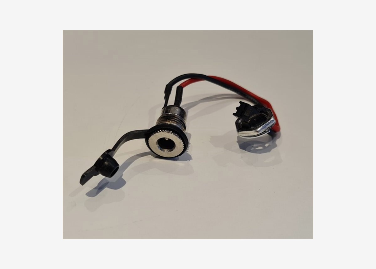 Alu-8 Flex - Laddningsingång 5.5 2.5