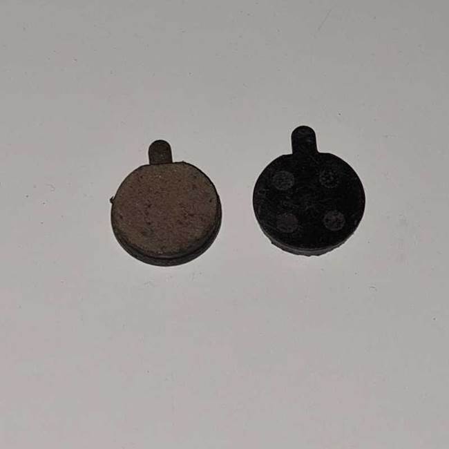 Bromsklossar Runda, ett par - 18mm
