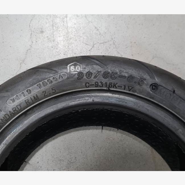 Däck 90/65-6,5 tum RS2400/RS3200 Street