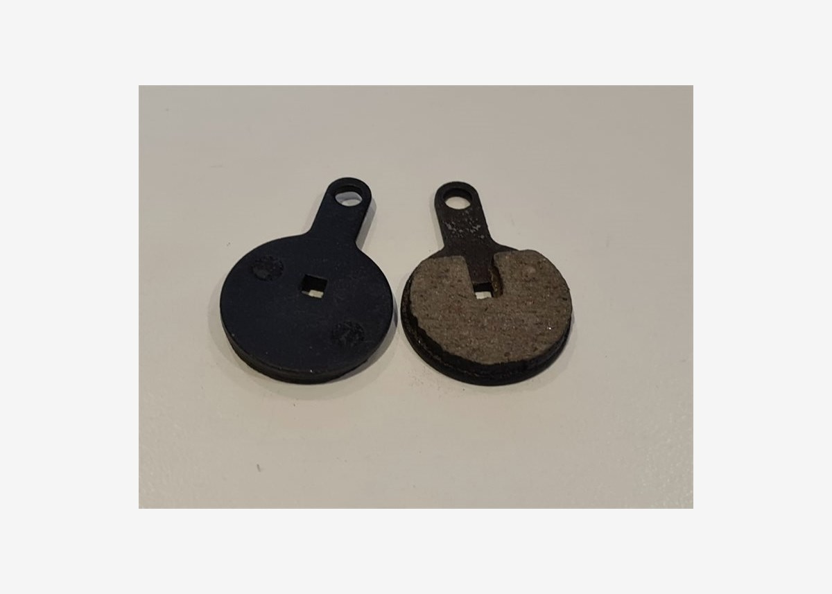 Bromsklossar DYU 22,5MM