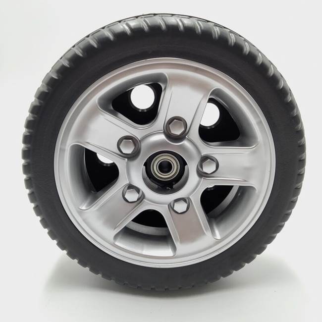 Pyörä Land Rover Defenderiin