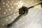 Macro Design Grace Swing BruseHjørne 80x80 Materet glas messing beslag