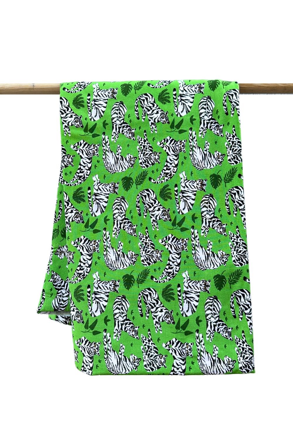 Organic jersey fabric Tigrar Grön