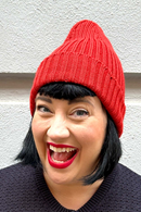 Ribbstickad mössa ull Ljusröd