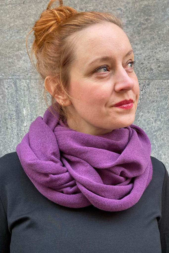 Wool tube scarf purple
