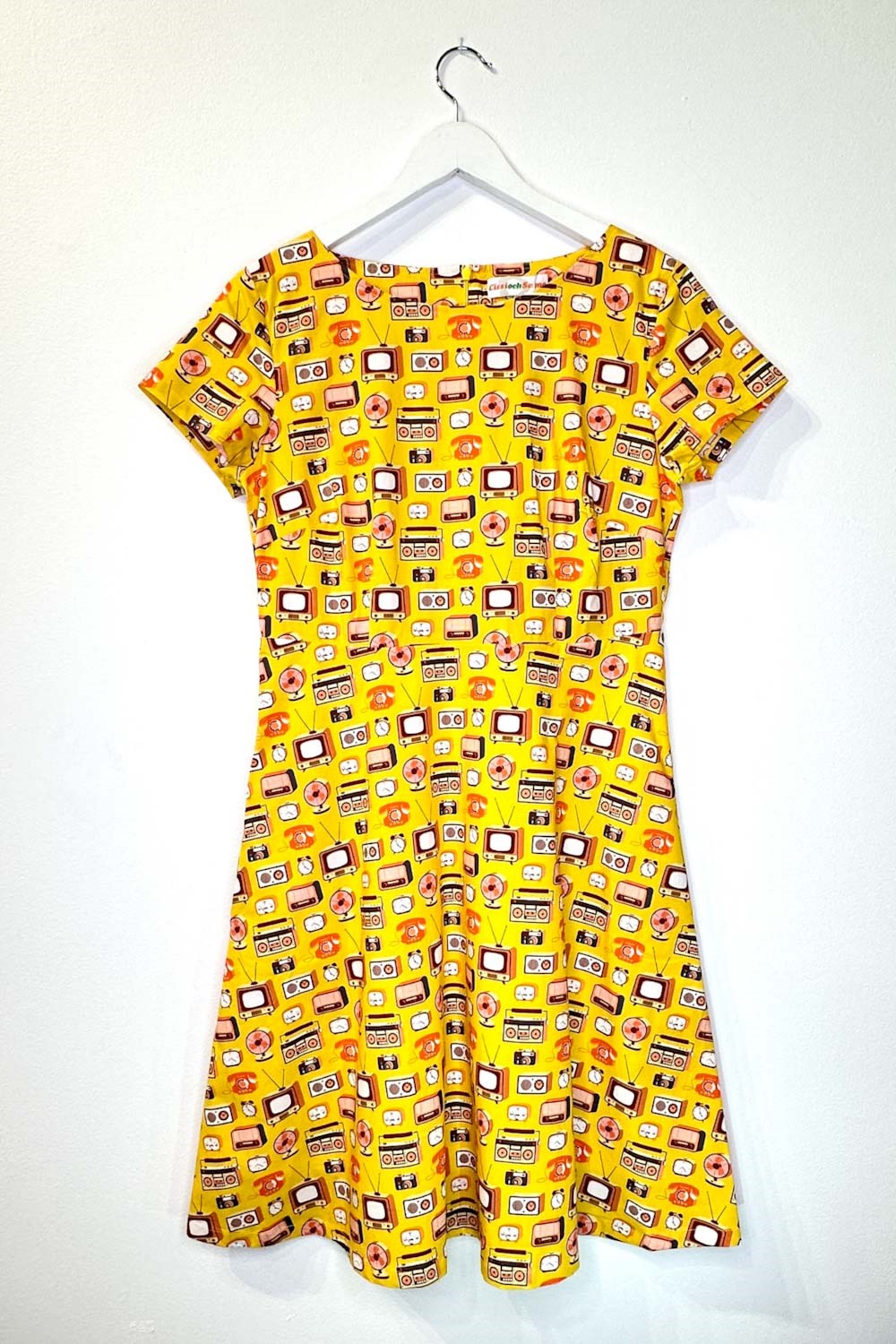 Siv dress TV Gul