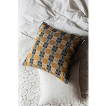 Cushion, Munkabälte, Cloudberry/Black